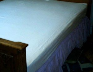 protége matelas molleton pour lit 2 personnes